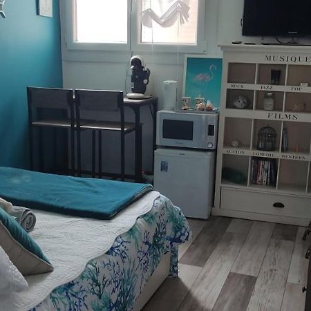 Hyères 2 Chambres Cote Plage Et Aeroport المظهر الخارجي الصورة